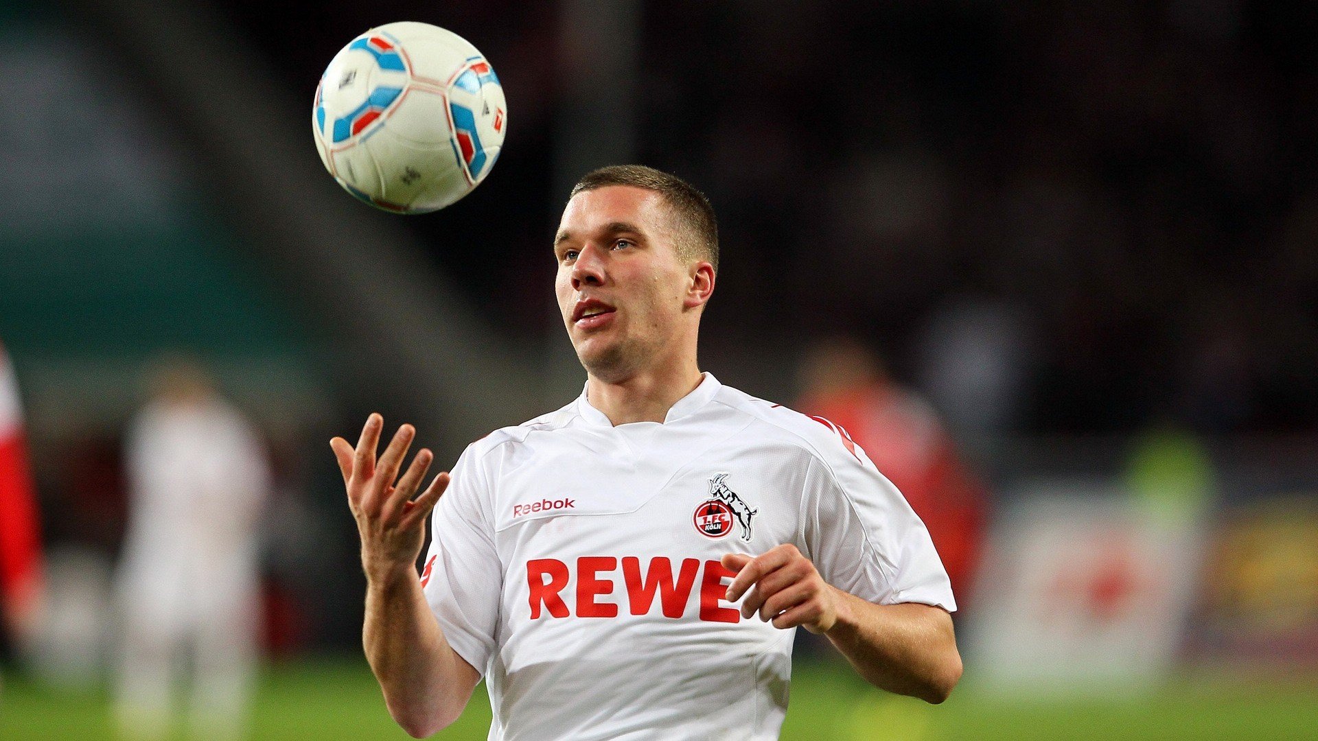 伦敦马拉松纯跑者打破历史纪录,现场气氛热烈,2020年伦敦马拉松全程视频