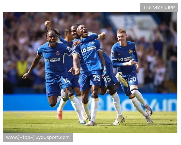 切尔西传切配合流畅，蓝军攻势犀利